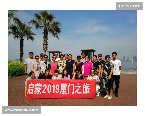 探索足球会徽设计理念彰显团队精神与文化传承的艺术之旅 探索足球会徽设计理念彰显团队精神与文化传承的艺术之旅